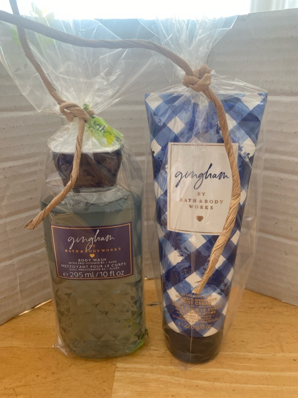 Bath & Body Works Gingham Body Wash (10 oz) & Body Cream (8 oz) Full size NWT